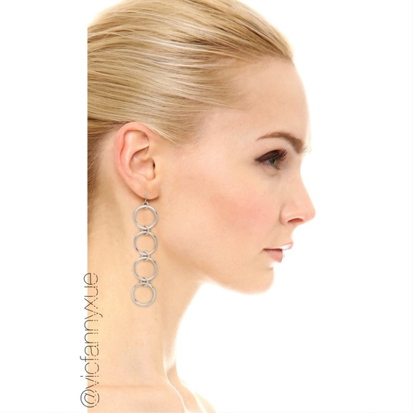 Vanessa Mooney the Kiley earrings